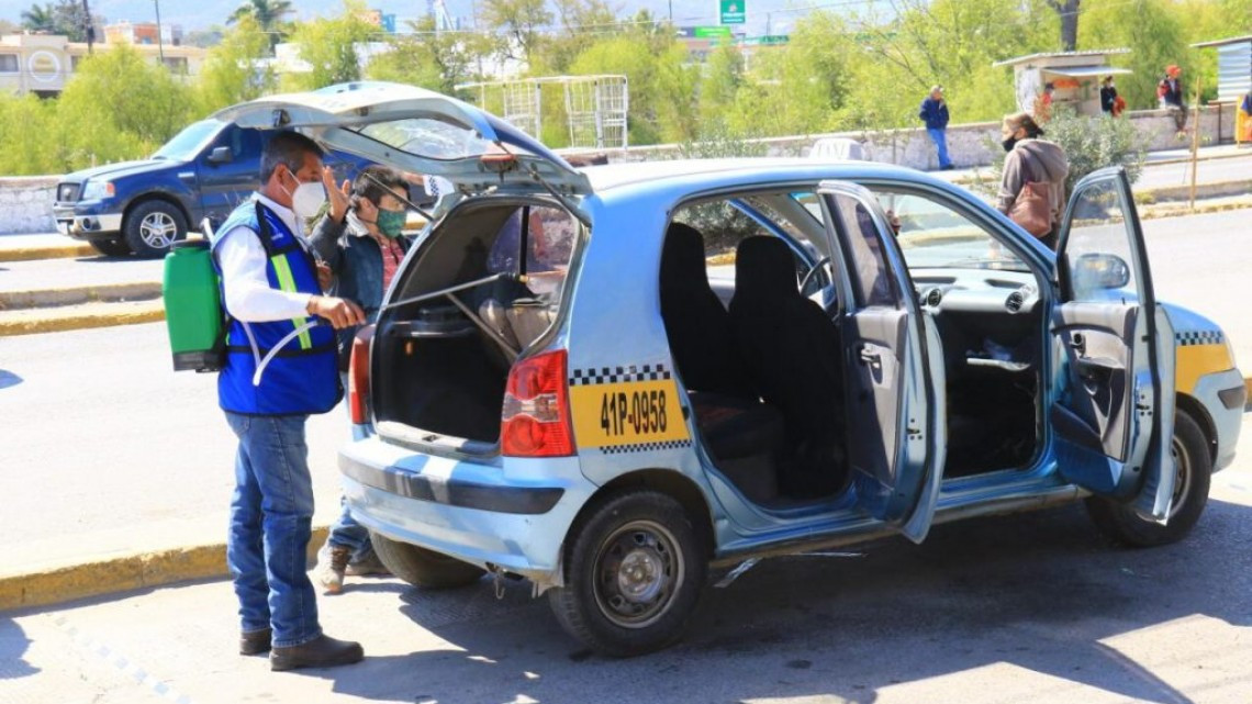 Realizan jornada para desinfectar del transporte en Victoria