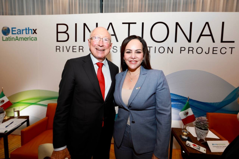 Impulsa embajador Ken Salazar y Alcaldes de ambos Laredo proyectos de Río Binacional 