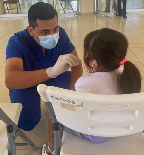 Protegen salud bucal de más de 80 niños y niñas con campaña dental 