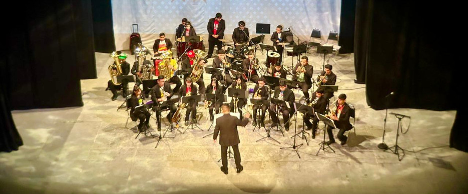 Alcalde Carlos Peña Ortiz impulsa cultura y arte con concierto de jazz