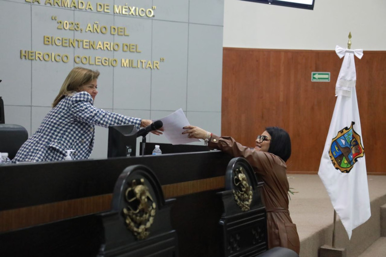 Proponen reformas para fortalecer actuación de integrantes de Ayuntamientos 