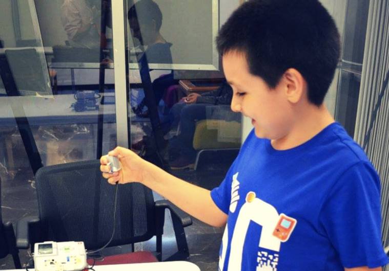 Embajada de EU felicita a Santamaría Díaz por su ingreso a la universidad