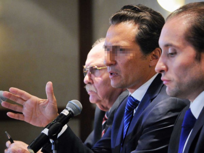 Suspende orden de aprehensión a madre de Emilio Lozoya