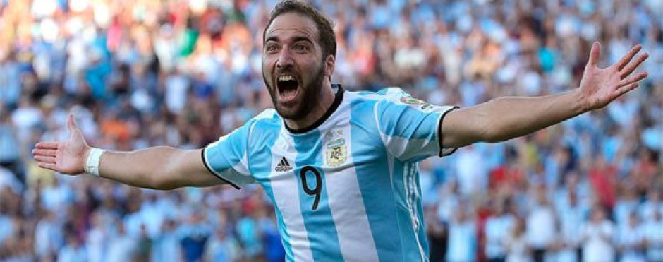 Gonzalo Higuaín anuncia su retiro de la Selección Argentina