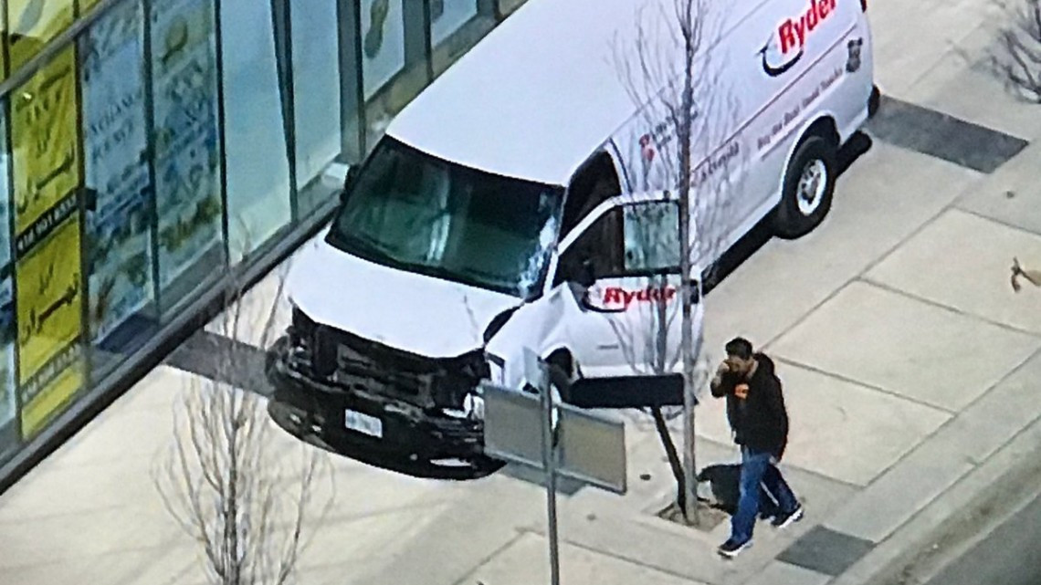 Detienen al autor de atropello múltiple en Toronto
