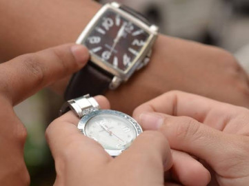 No olvides adelantar una hora tu reloj esta noche