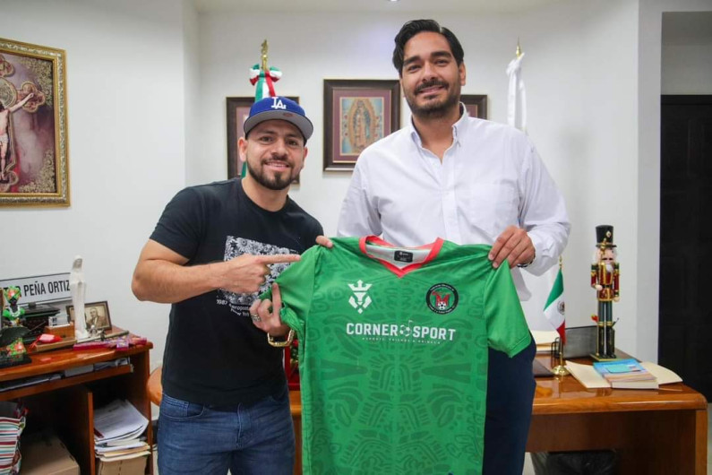 Felicitó Alcalde Carlos Peña Ortíz al futbolista reynosense Carlos “Poper” Hernández