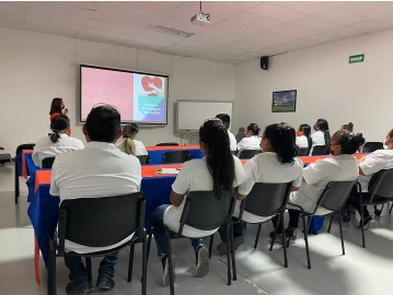 Realizan pláticas para prevenir violencia de género en empresas maquiladoras