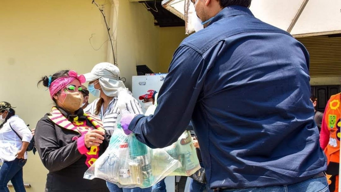 Voluntariado Juvenil del sistema DIF Reynosa atiende petición del gremio de payasos