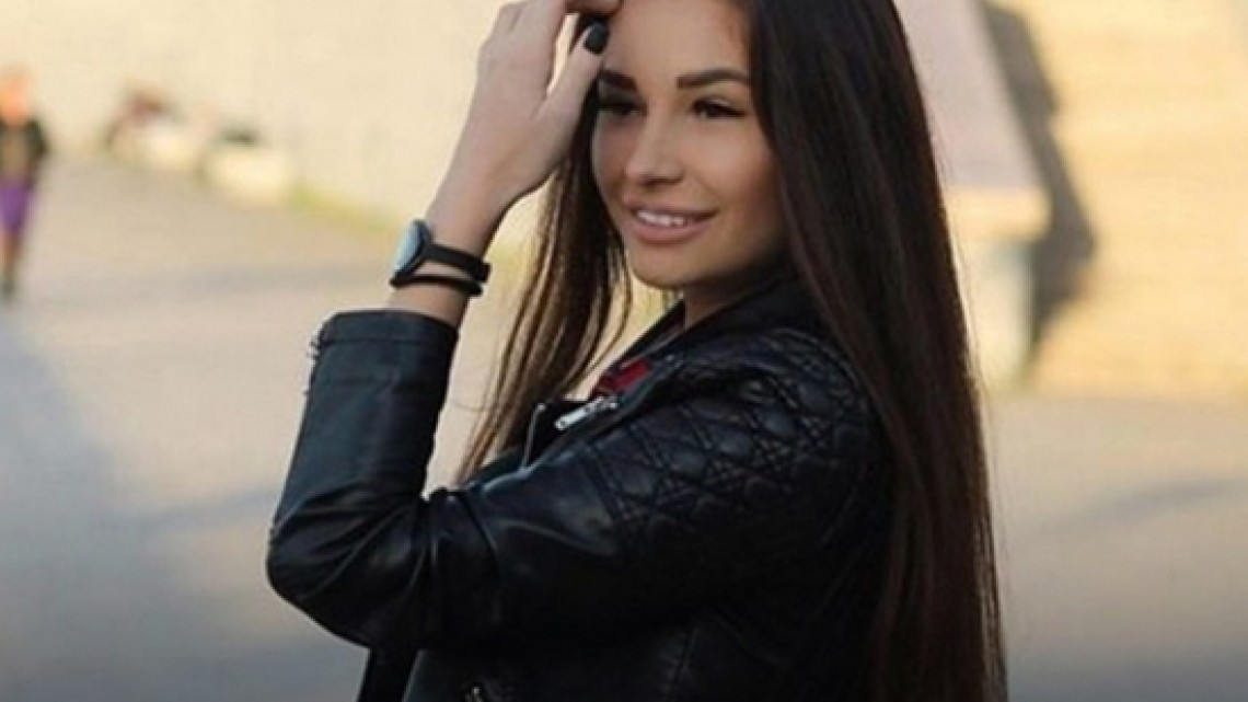 Modelo salta de sexto piso de hotel, intentaban violarla