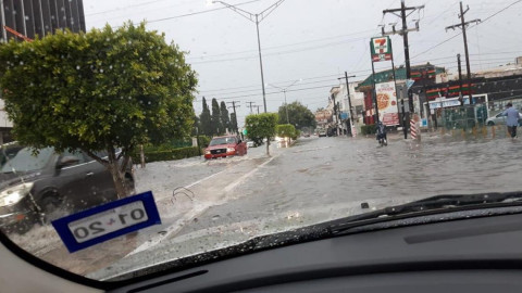 Lluvias dejan inundaciones en Matamoros 