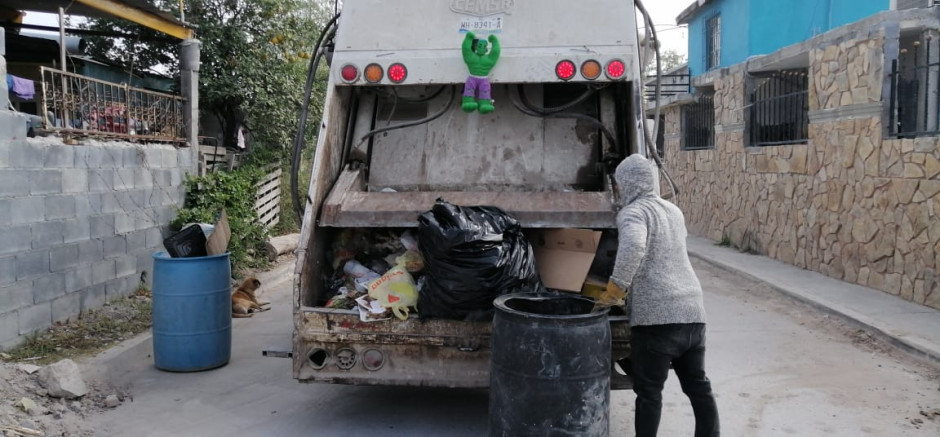 Disposición correcta de basura evita contaminación