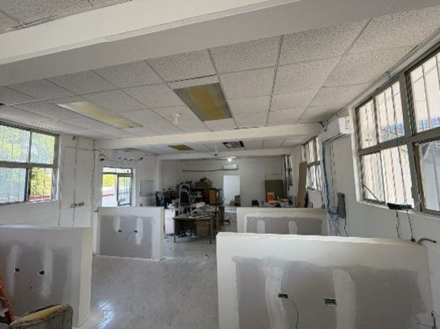 En zona sur de Tamaulipas, rehabilita Secretaría de Obras Públicas, oficinas de CREDES