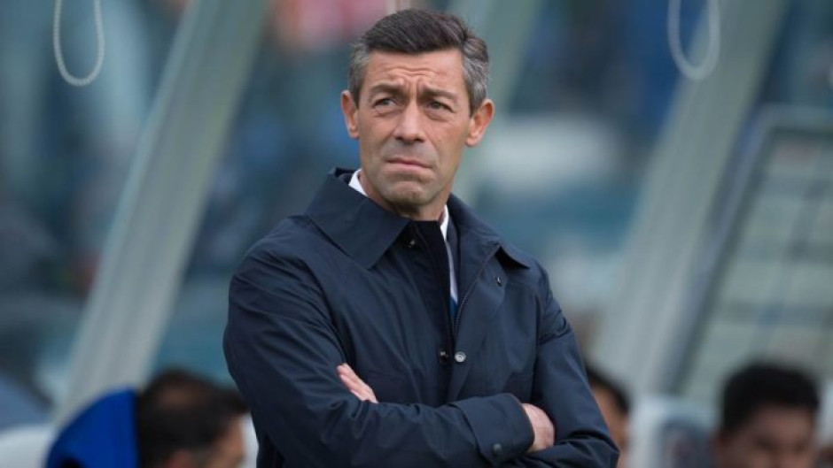 Pedro Caixinha fue operado con éxito de una hernia abdominal