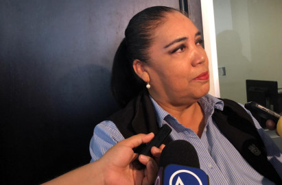 Continúa falta de libros en secundarias