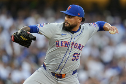 Pete Alonso renueva contrato con los Mets de New York
