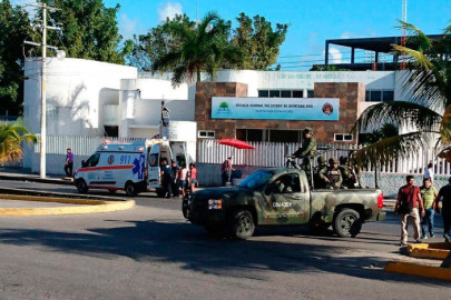 Alerta embajada de EU a sus connacionales sobre tiroteos en Cancún