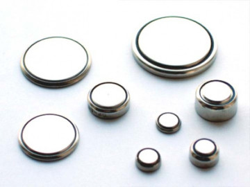 ¡Se perfora el estómago! Todo por comerse una pila de reloj