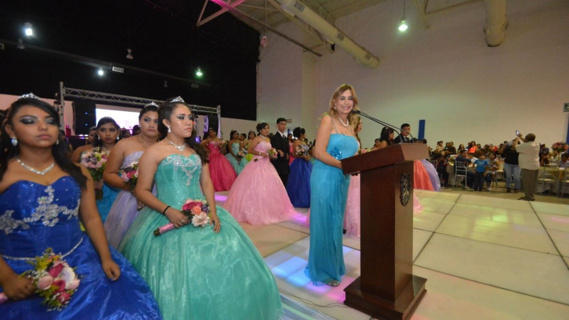 Tuvieron 67 jovencitas 'Mis XV'