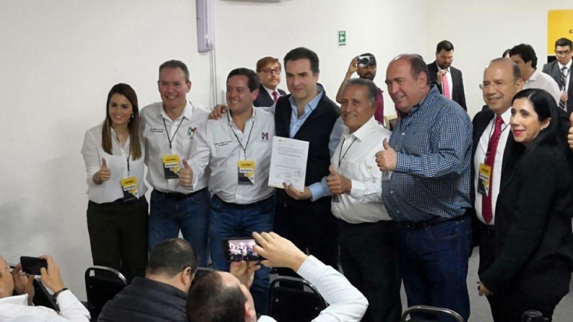 Recibe Adrián de la Garza constancia de mayoría como Alcalde Electo de Monterrey