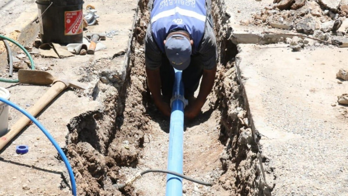 Dos meses más durará el caos en la zona centro por cambio de tuberías