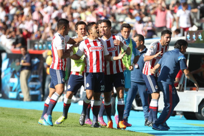 Chivas se hará pruebas de coronavirus para preparar el regreso