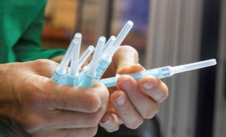 OMS advierte desabasto de jeringas en 2022