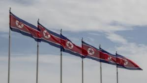 Paciente de COVID-19 en Corea del Norte son llevados a campos para morir