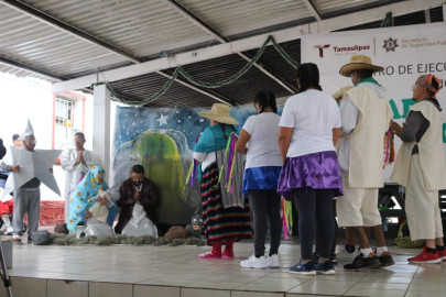 CEDES Victoria celebra navidad con posada familiar