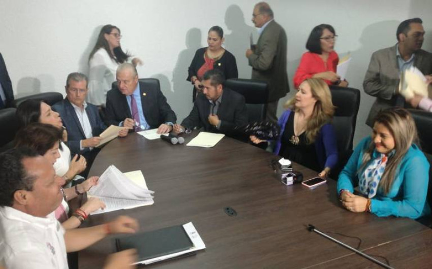 Denuncia estado de Morelos a Graco Ramírez