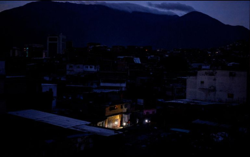  Nuevo apagón afecta a varias zonas de Caracas