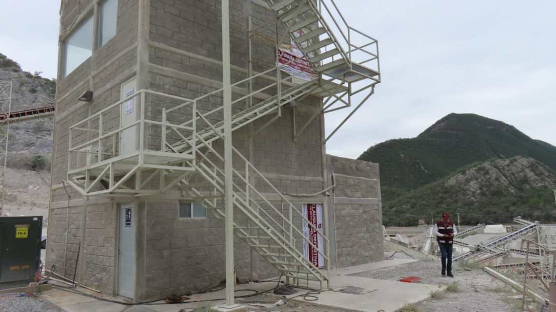 Clausuran empresa de materiales que ponía en riesgo el medio ambiente