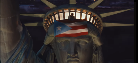 Bad Bunny alza la voz por los inmigrantes en su nuevo video 