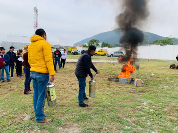Capacita PC a vendedores de pirotecnia