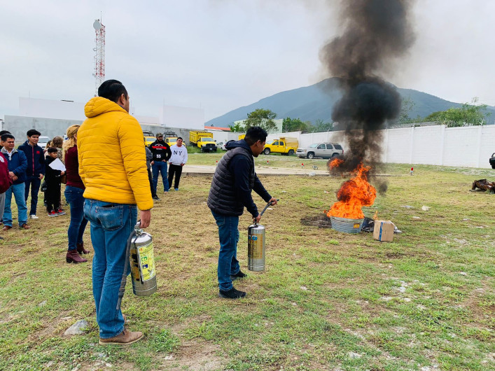 Capacita PC a vendedores de pirotecnia
