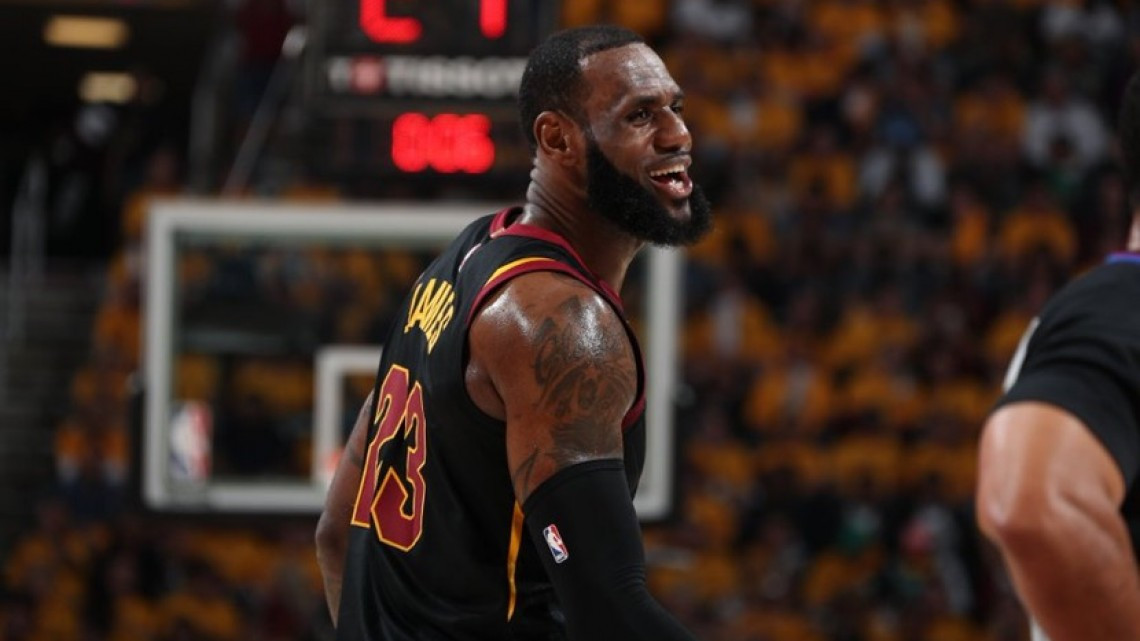 Cavaliers derrota a Celtics; igualan 2-2 la serie final del Este de NBA