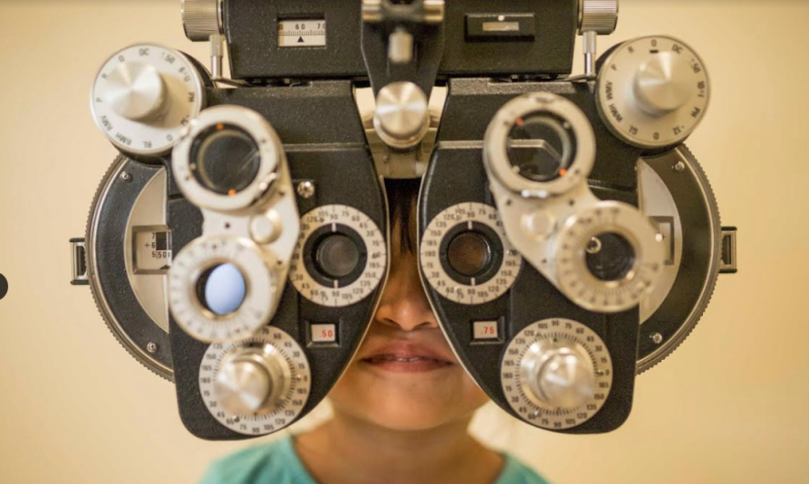 Apoya DIF con cirugías de estrabismo gratis