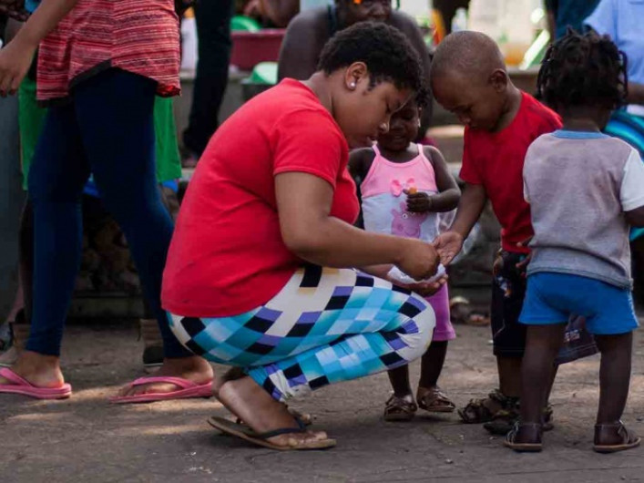 Aseguran a más de 100 migrantes en Chiapas