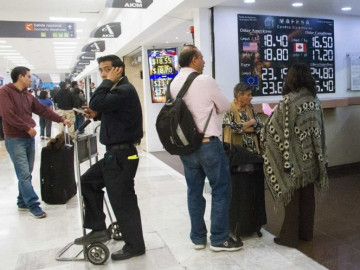 Dólar a la baja, se vende en $18.57