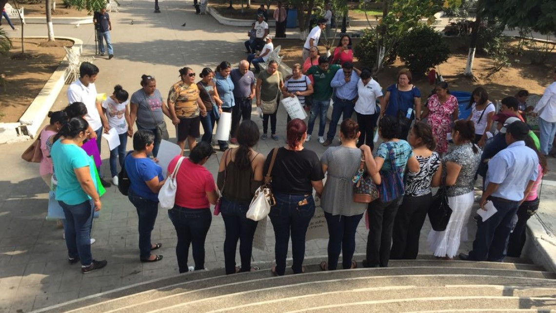 Familiares de chica desaparecida, continúan su búsqueda