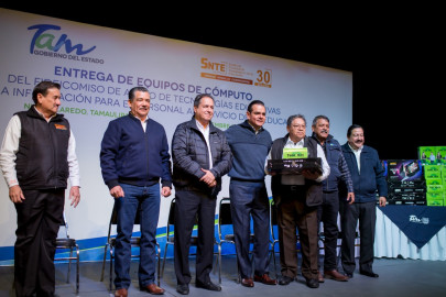 Entregan equipos de cómputo a Personal de Educación en Nuevo Laredo
