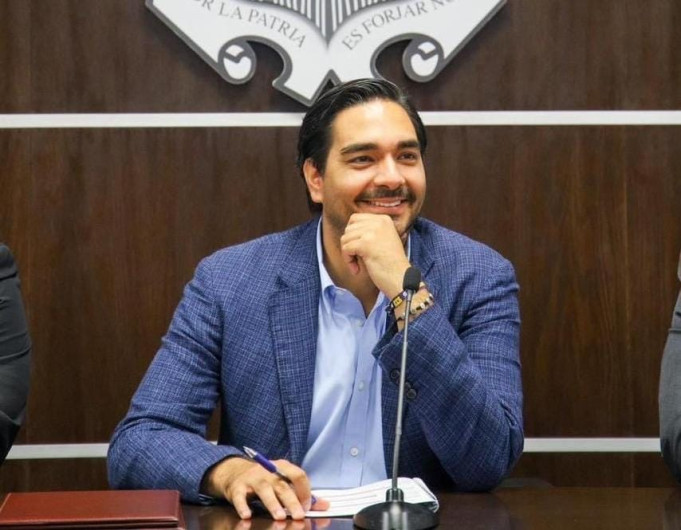 Recibirá Gobierno de Carlos Peña Ortiz documentos de Beneficiarios de Becas Municipales en Reynosa