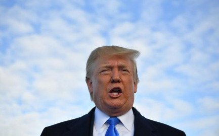 Ordena Trump compañías busquen alternativa a China