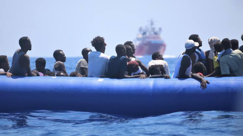 Rescata barco Ocean Viking a 94 migrantes en el Mediterráneo