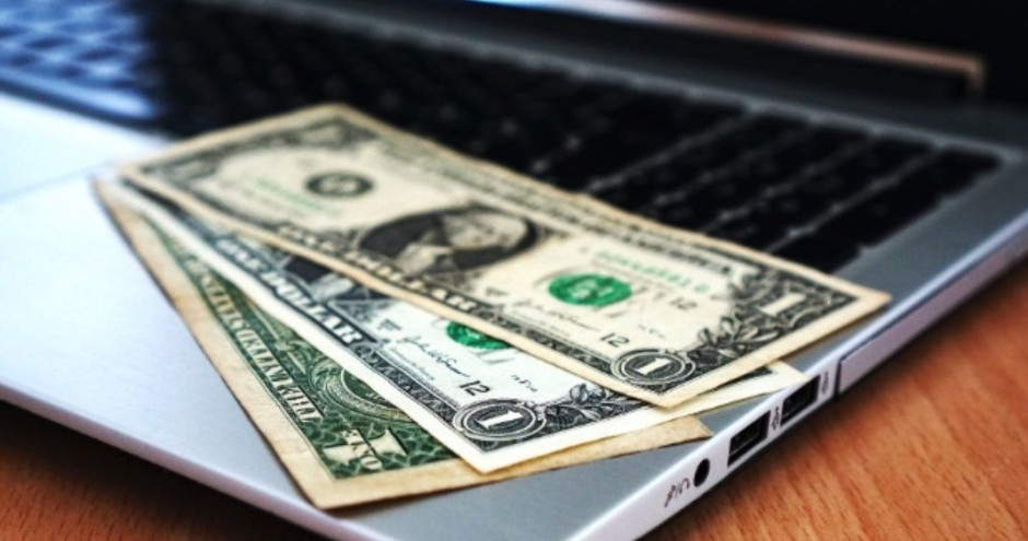 Dólar en $19.18 pesos en AICM a la venta