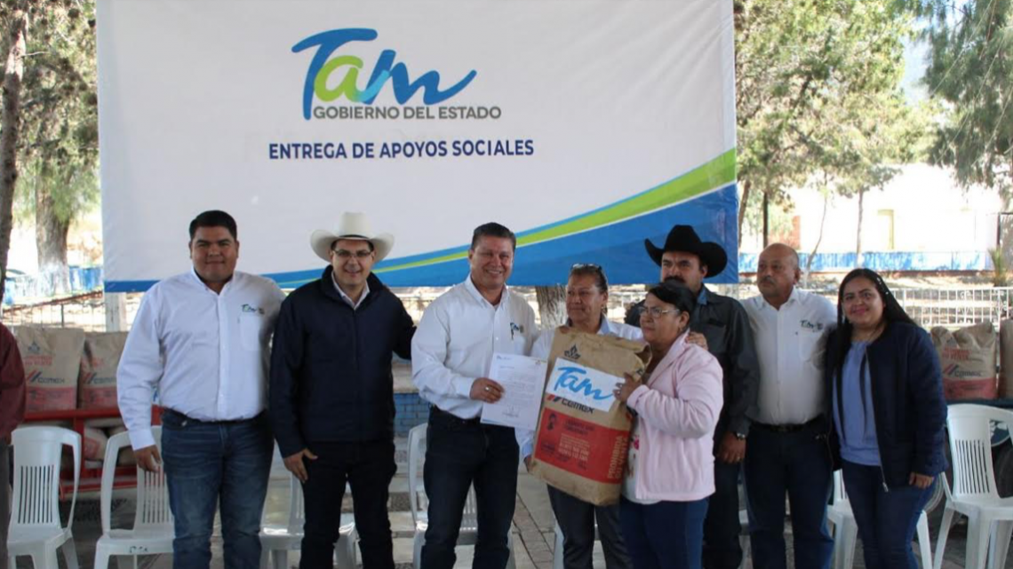 Entregan en Miquihuana apoyos por parte del GobTam y SEBIEN