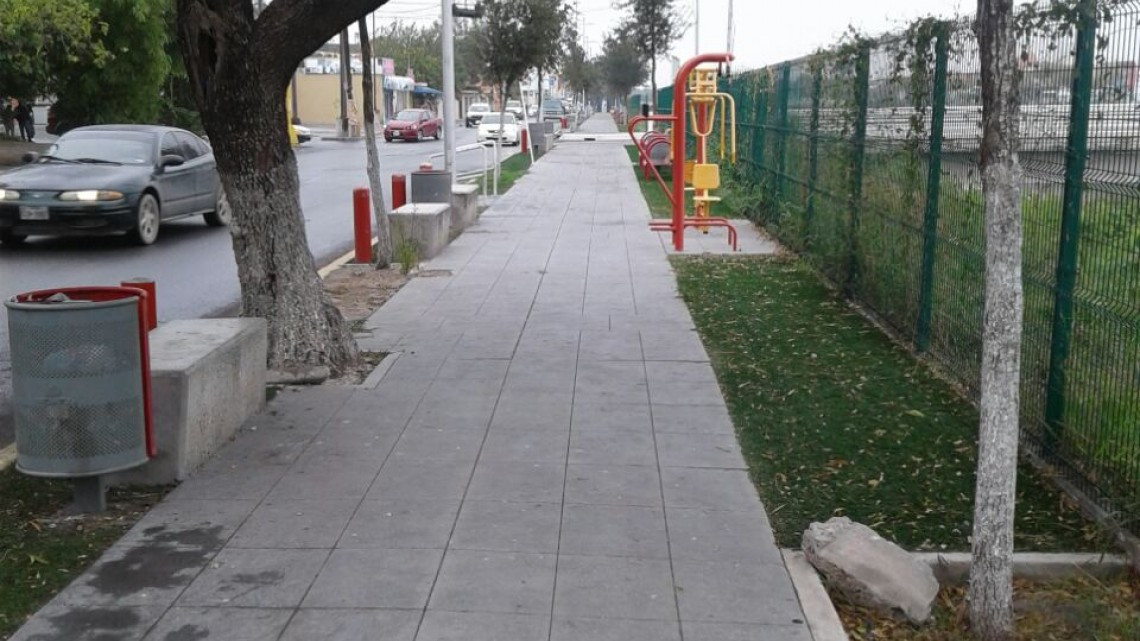 Realizan cuadrillas de SPP limpieza de plazas públicas