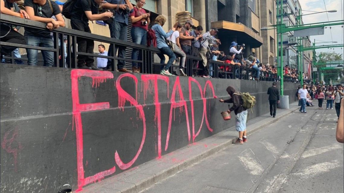 A 5 años del caso Ayotzinapa, manifestaciones en México y el Mundo exigen justicia