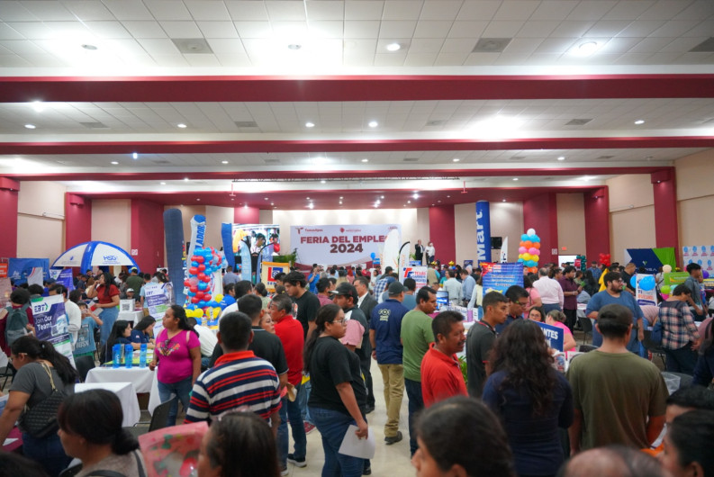 Lleva a cabo Gobierno Municipal feria del empleo con más de mil 700 vacantes 