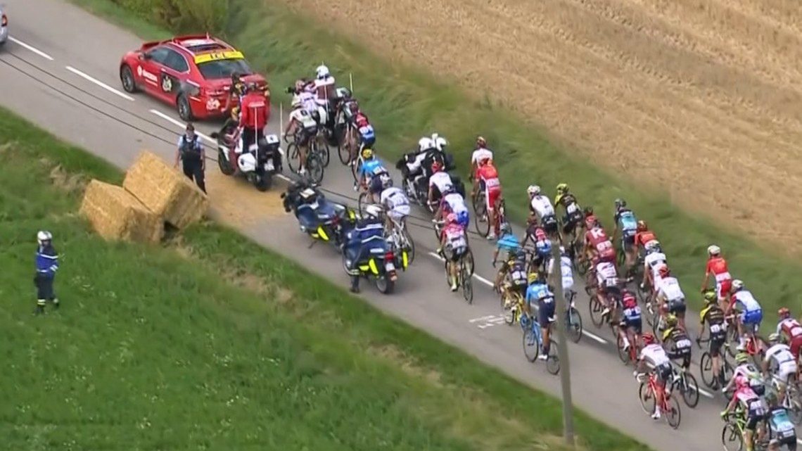 Protestas de agricultores detuvieron el Tour de Francia